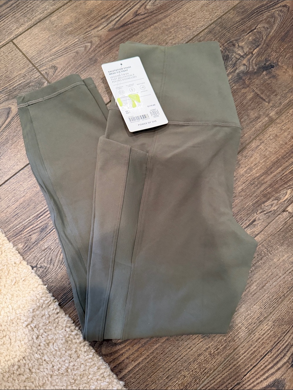 Athleta Salutation Stash Mesh 7/8 tight